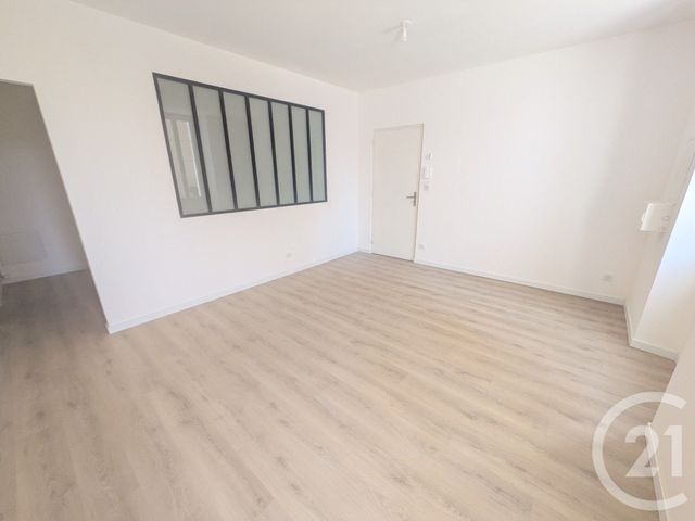 Appartement T2 à vendre - 2 pièces - 39.96 m2 - TOULON - 83 - PROVENCE-ALPES-COTE-D-AZUR - Century 21 Ouest Immo