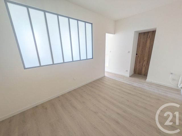 Appartement T2 à vendre - 2 pièces - 39.96 m2 - TOULON - 83 - PROVENCE-ALPES-COTE-D-AZUR - Century 21 Ouest Immo