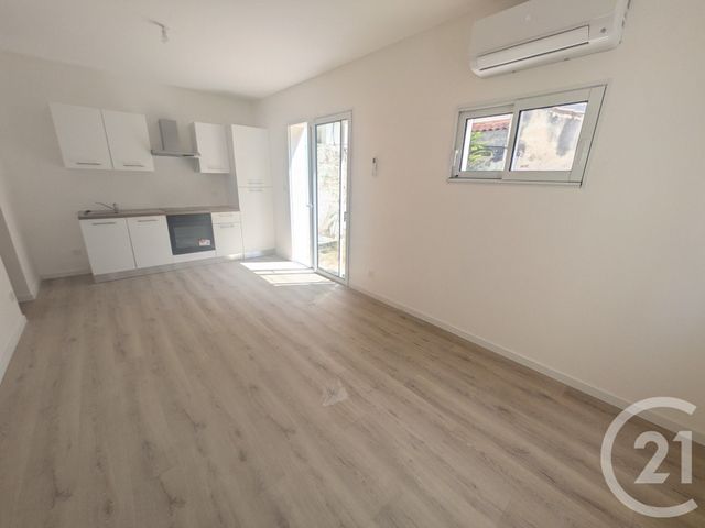 Appartement T2 à vendre - 2 pièces - 39.68 m2 - TOULON - 83 - PROVENCE-ALPES-COTE-D-AZUR - Century 21 Ouest Immo