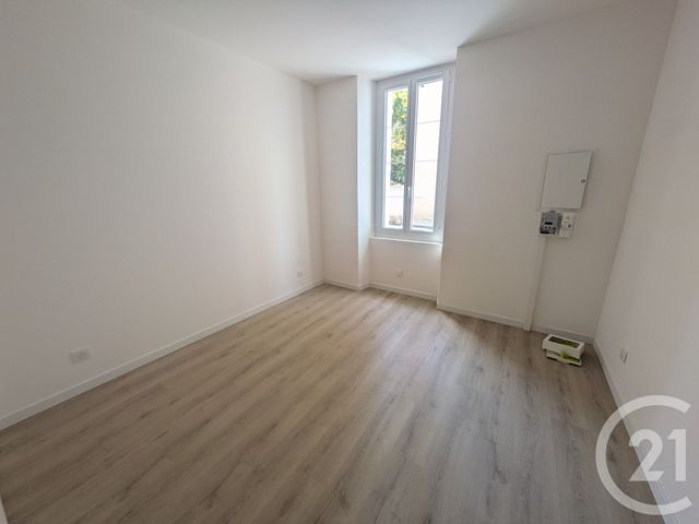 Appartement T2 à vendre - 2 pièces - 39.68 m2 - TOULON - 83 - PROVENCE-ALPES-COTE-D-AZUR - Century 21 Ouest Immo