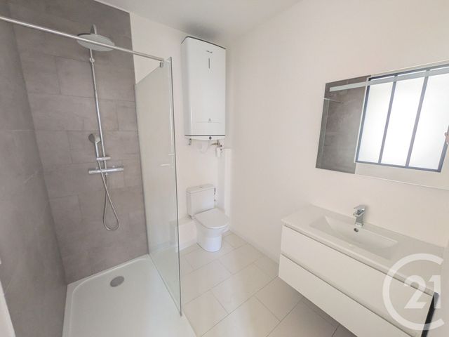 Appartement Studio à vendre - 1 pièce - 27.32 m2 - TOULON - 83 - PROVENCE-ALPES-COTE-D-AZUR - Century 21 Ouest Immo