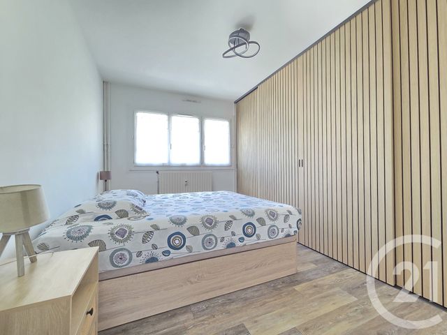 Appartement F4 à vendre - 4 pièces - 77.6 m2 - TOULON - 83 - PROVENCE-ALPES-COTE-D-AZUR - Century 21 Ouest Immo