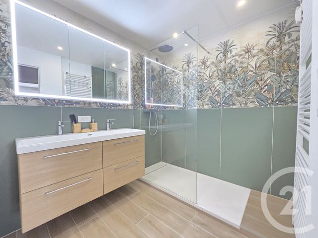 Appartement F4 à vendre - 4 pièces - 77.6 m2 - TOULON - 83 - PROVENCE-ALPES-COTE-D-AZUR - Century 21 Ouest Immo