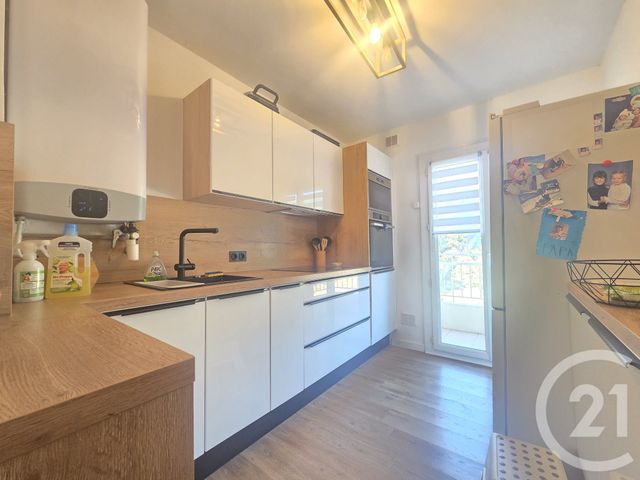 Appartement F4 à vendre - 4 pièces - 82.0 m2 - TOULON - 83 - PROVENCE-ALPES-COTE-D-AZUR - Century 21 Ouest Immo