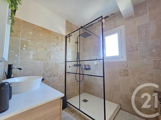 Appartement F4 à vendre - 4 pièces - 82.0 m2 - TOULON - 83 - PROVENCE-ALPES-COTE-D-AZUR - Century 21 Ouest Immo