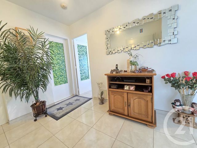 Appartement T3 à vendre - 3 pièces - 64.88 m2 - TOULON - 83 - PROVENCE-ALPES-COTE-D-AZUR - Century 21 Ouest Immo