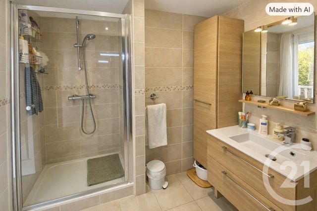 Appartement F5 à vendre - 5 pièces - 97.0 m2 - TOULON - 83 - PROVENCE-ALPES-COTE-D-AZUR - Century 21 Ouest Immo