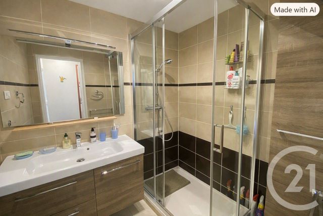 Appartement F5 à vendre - 5 pièces - 97.0 m2 - TOULON - 83 - PROVENCE-ALPES-COTE-D-AZUR - Century 21 Ouest Immo