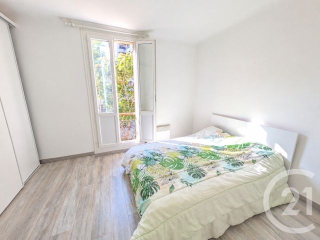 Appartement T3 à vendre - 3 pièces - 67.0 m2 - TOULON - 83 - PROVENCE-ALPES-COTE-D-AZUR - Century 21 Ouest Immo