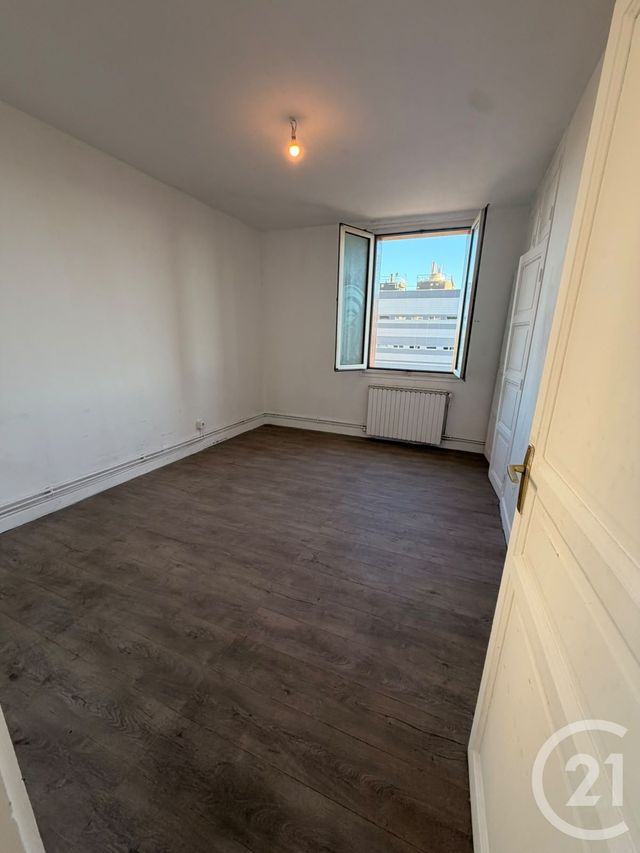 Appartement T3 à vendre - 3 pièces - 62.9 m2 - TOULON - 83 - PROVENCE-ALPES-COTE-D-AZUR - Century 21 Ouest Immo