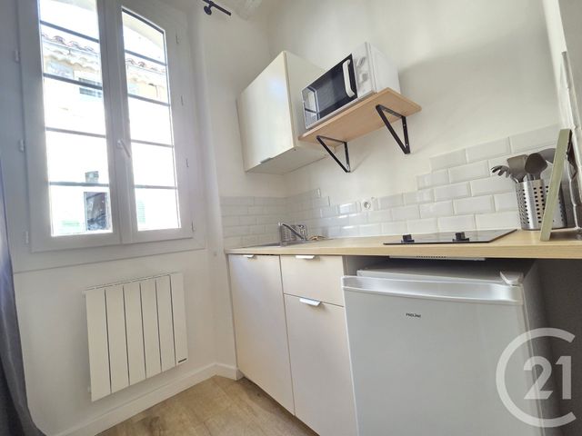 Appartement F1 à vendre - 1 pièce - 23.0 m2 - TOULON - 83 - PROVENCE-ALPES-COTE-D-AZUR - Century 21 Ouest Immo