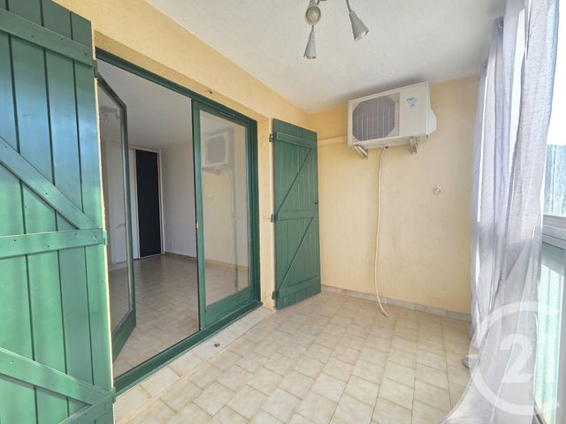 Appartement F1 à vendre - 1 pièce - 22.09 m2 - SANARY SUR MER - 83 - PROVENCE-ALPES-COTE-D-AZUR - Century 21 Ouest Immo