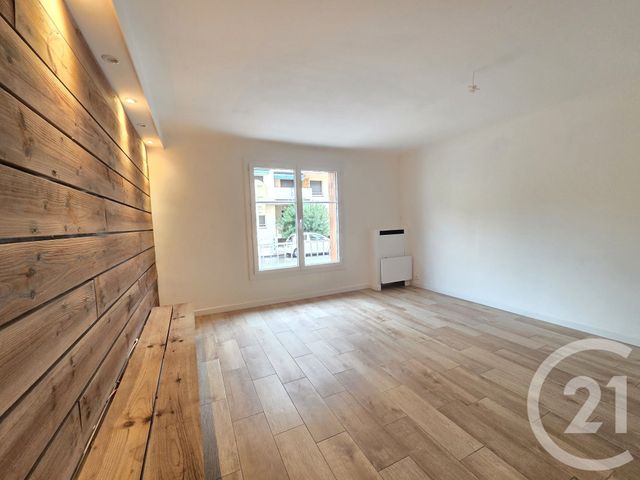 Appartement F3 à vendre - 3 pièces - 52.13 m2 - TOULON - 83 - PROVENCE-ALPES-COTE-D-AZUR - Century 21 Ouest Immo