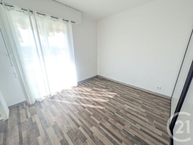 Appartement à vendre - 4 pièces - 73.0 m2 - TOULON - 83 - PROVENCE-ALPES-COTE-D-AZUR - Century 21 Ouest Immo